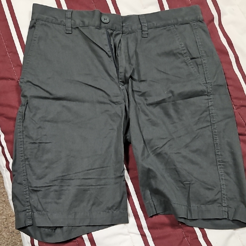 Columbia Men's Charcoal Flat Front Shorts